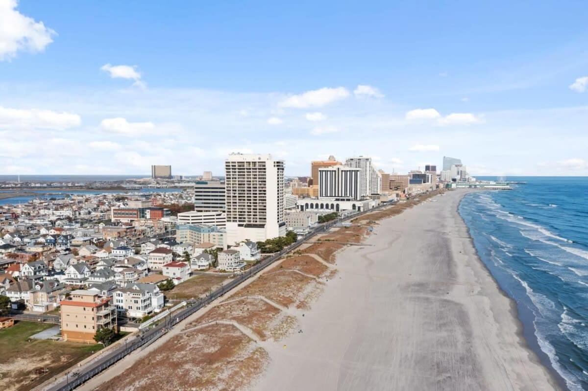 Modern 4Br 2Ba Apt Steps To The Beach Open Living Atlantic City Kültér fotó